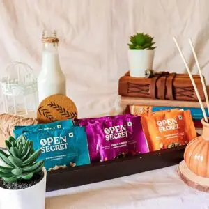 Open Secret White Choco Cashew Story Box - 6 Cookies, 75g